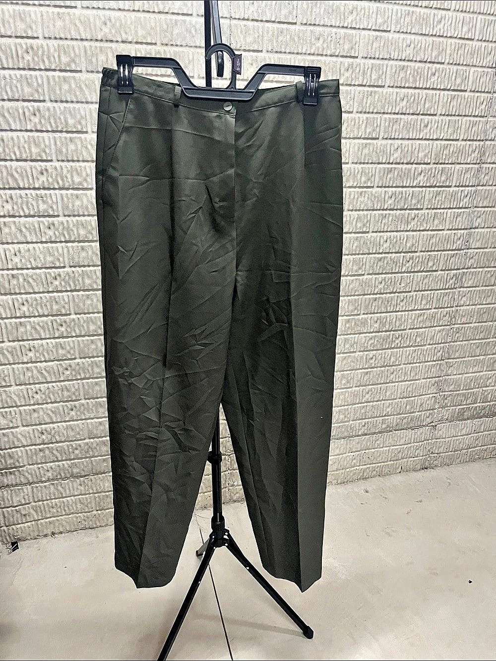 Kathy Lee Collection straight-leg trousers Pants in Green Size 16